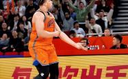 乐动在线平台-恒大技术犯规送分，勇士主帅怒摔战术板！！